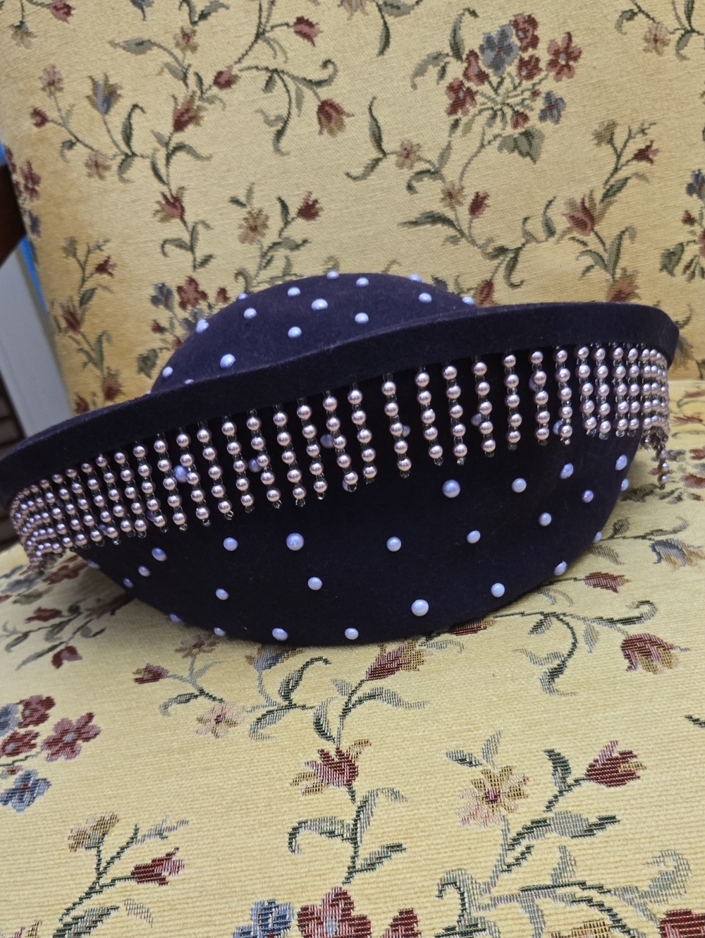 Purple Pearl-Embellished Felt Hat with Silver Bead Fringe